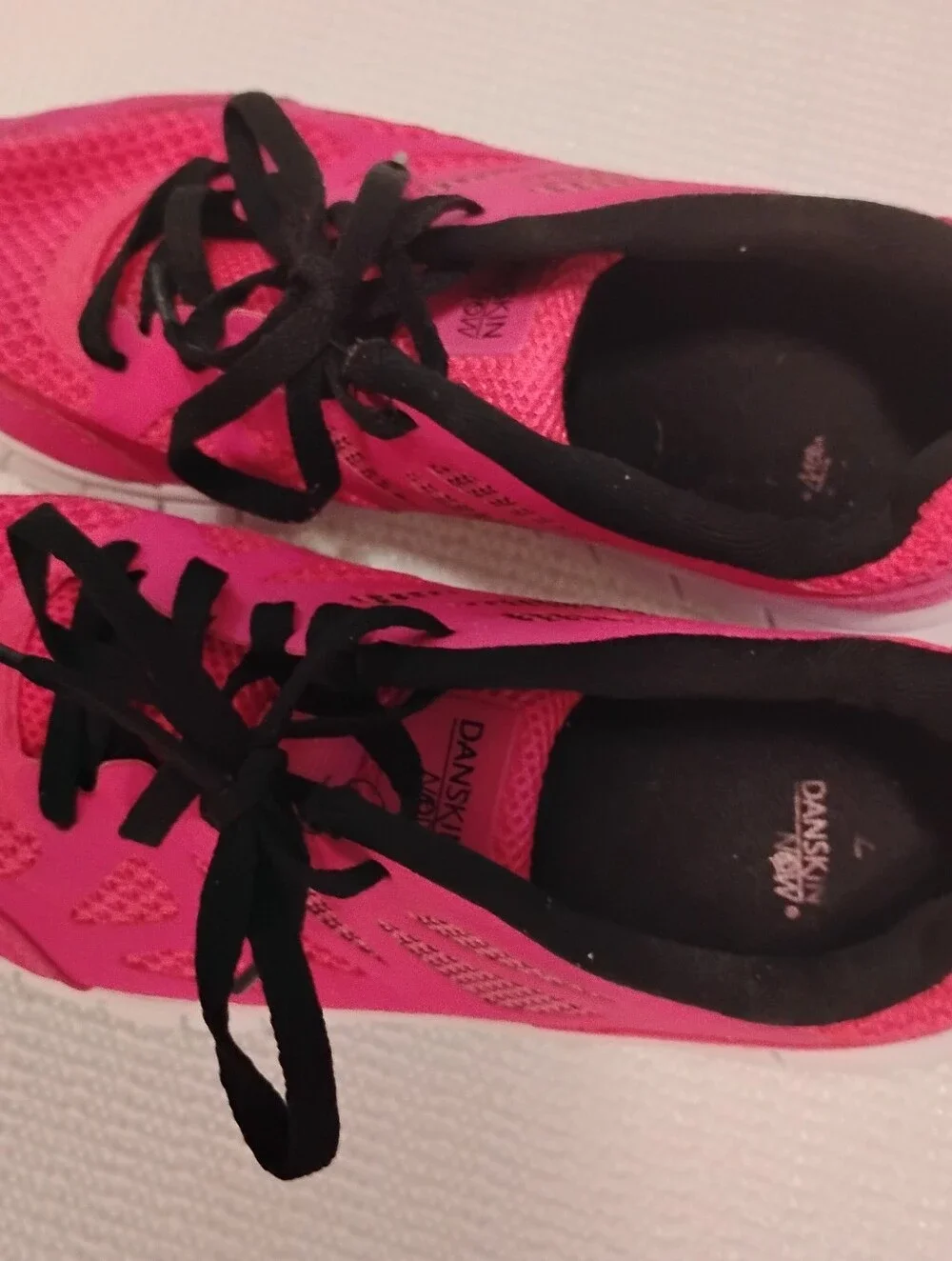 Danskin lightweight athletic